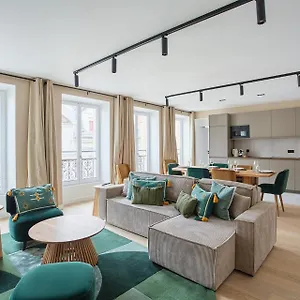 sublime-apartment-beaubourg-le-marais-lombard.fr-paris.fr/